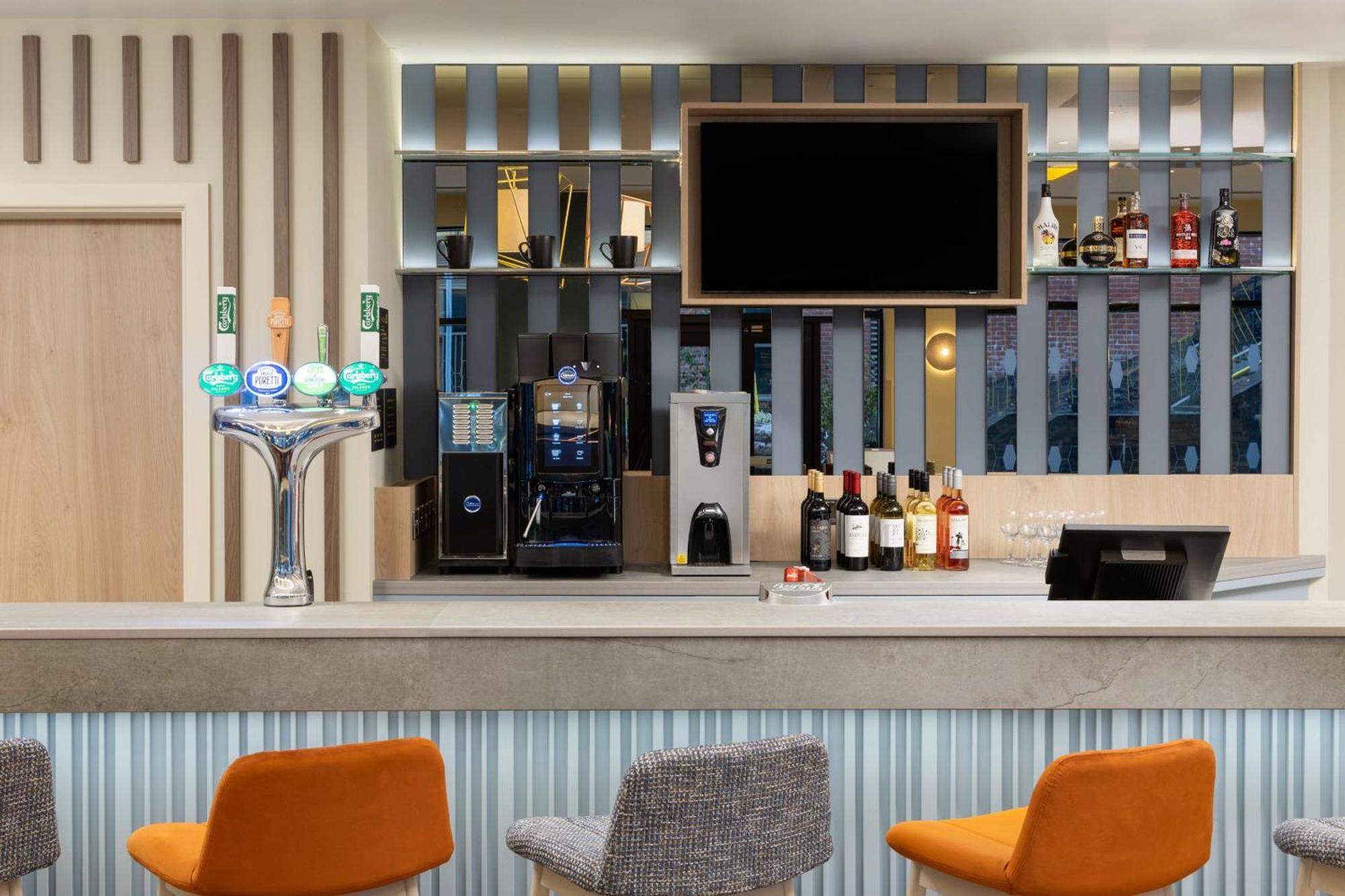 Hampton By Hilton Rochdale Hotell Eksteriør bilde